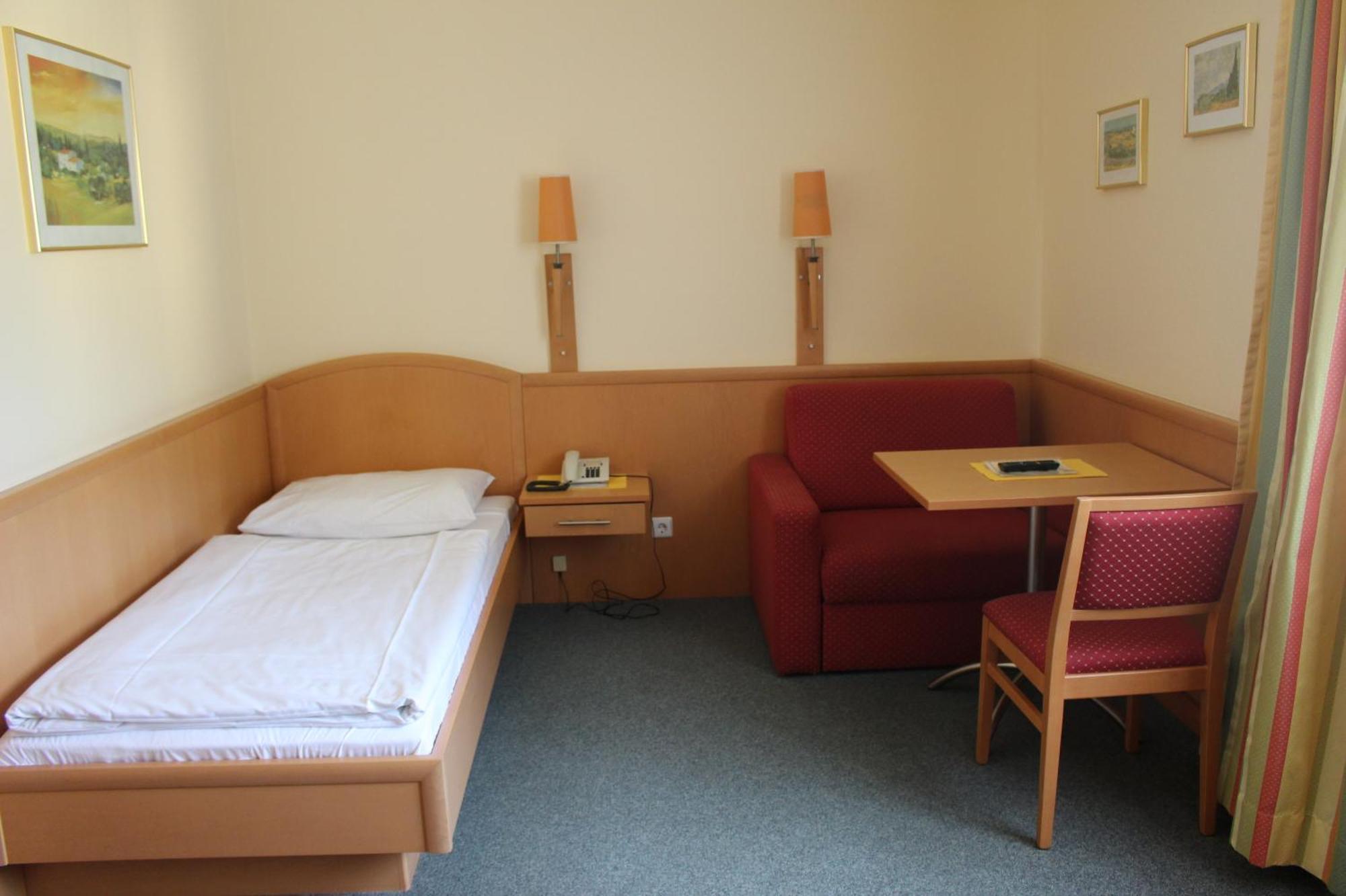 Hotel Ganslhof - Adults Only Salzburgo Habitación foto